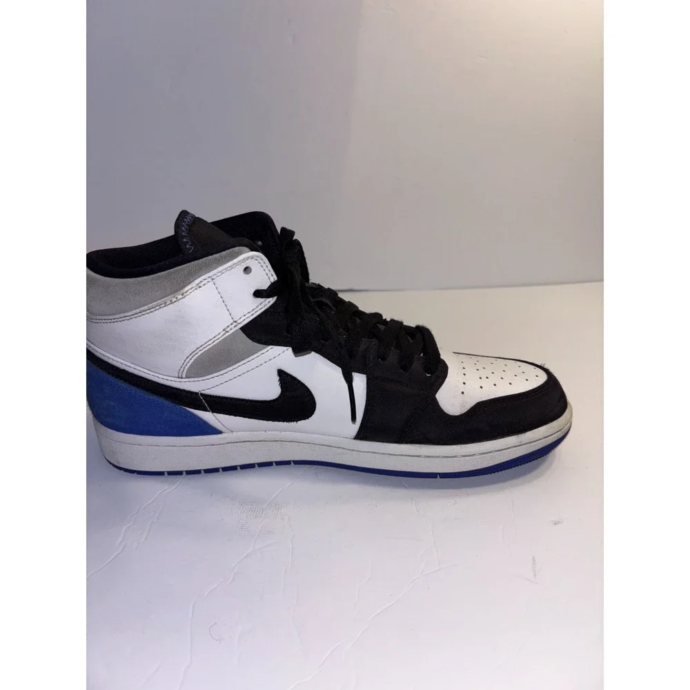 Nike Air Jordan 1 Mid SE Sneakers Mens US 10.5 Black‎ White Lace Up 852542-102